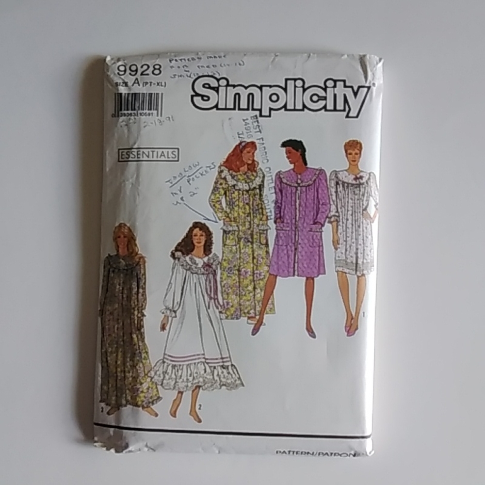Simplicity SZ PT-XL Essentials Nightgown & Robe #9928 Pattern Cut to PT